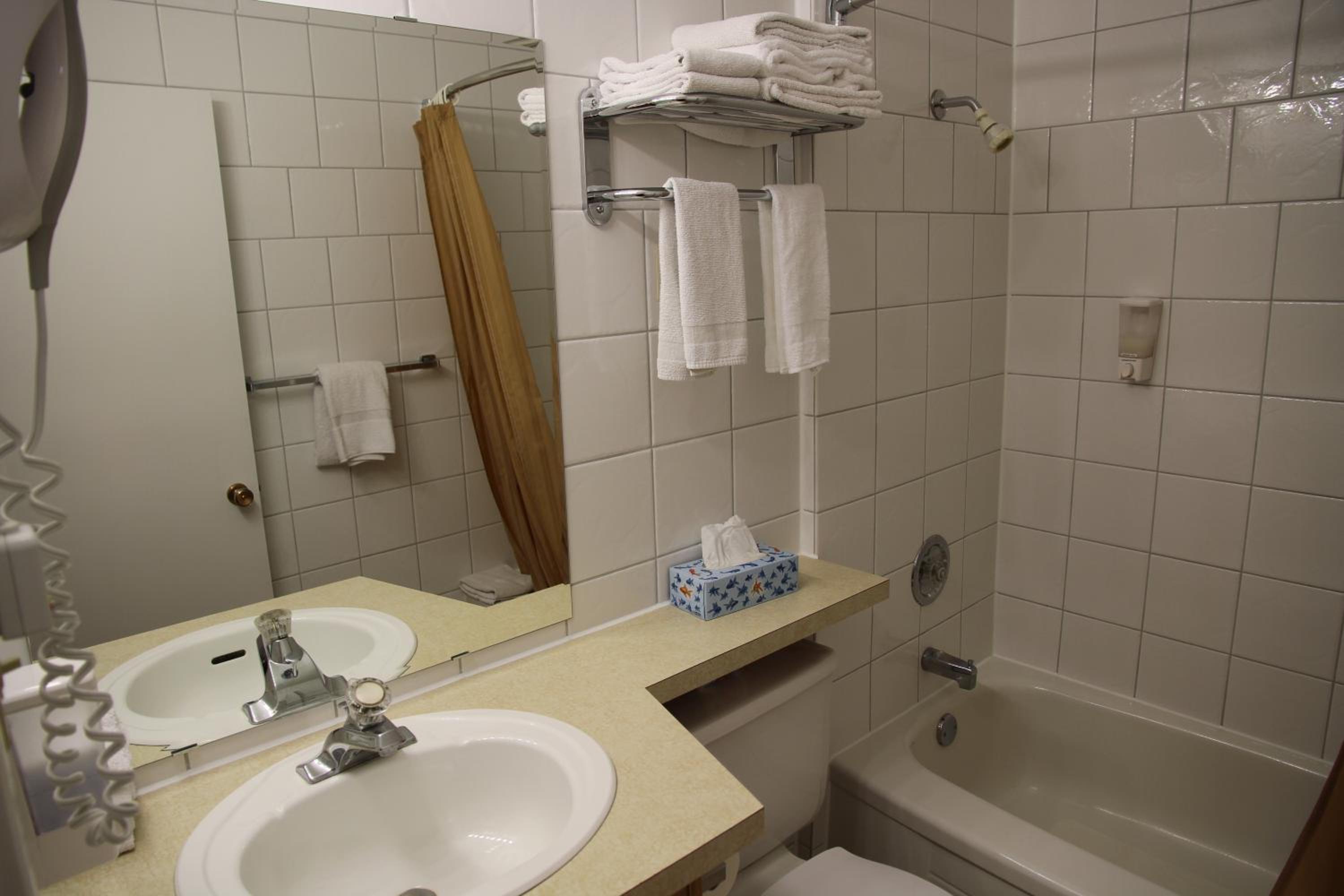 Waterfront Inn