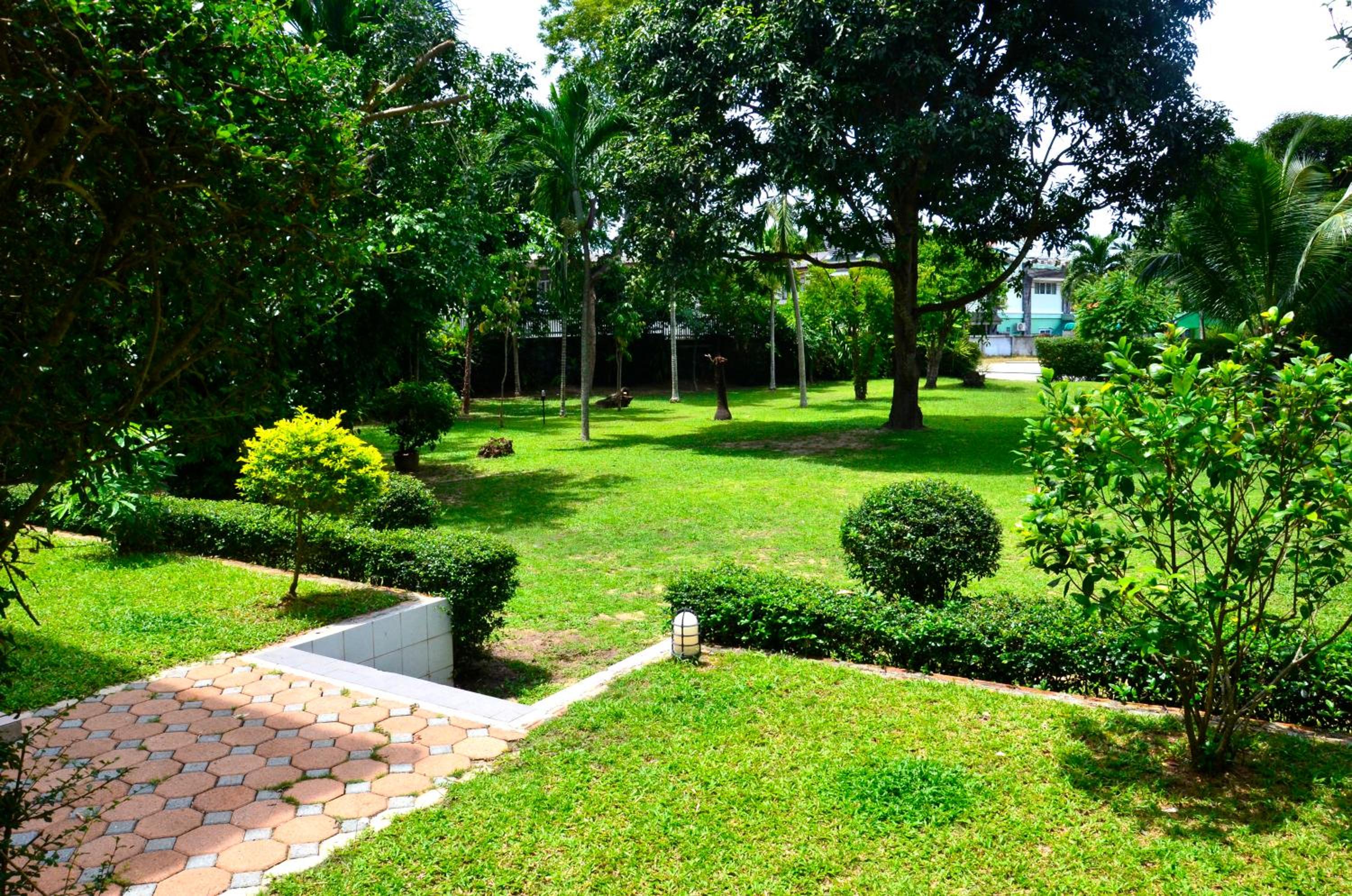 Baan Khun Nang Colonial Residence