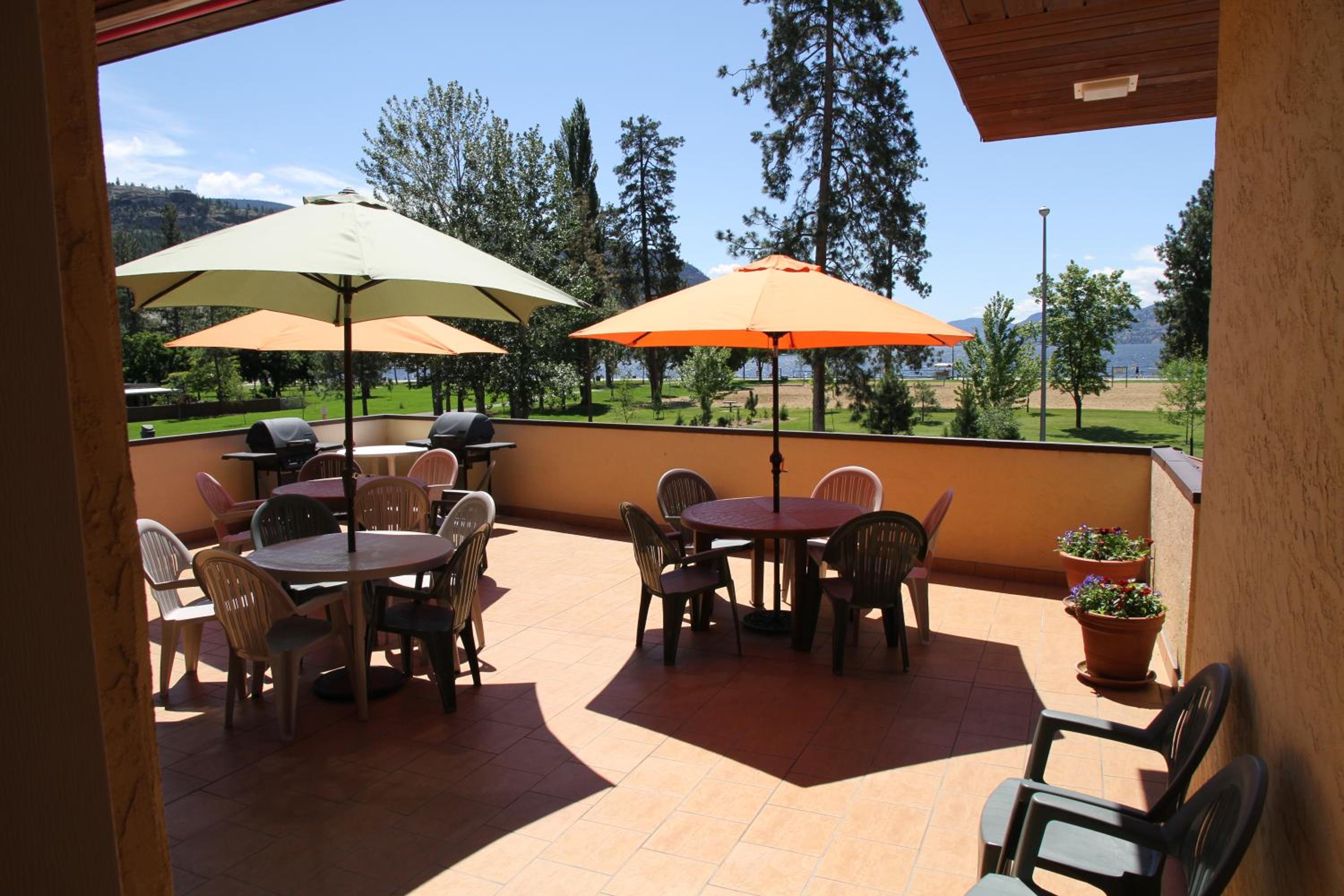 Waterfront Inn