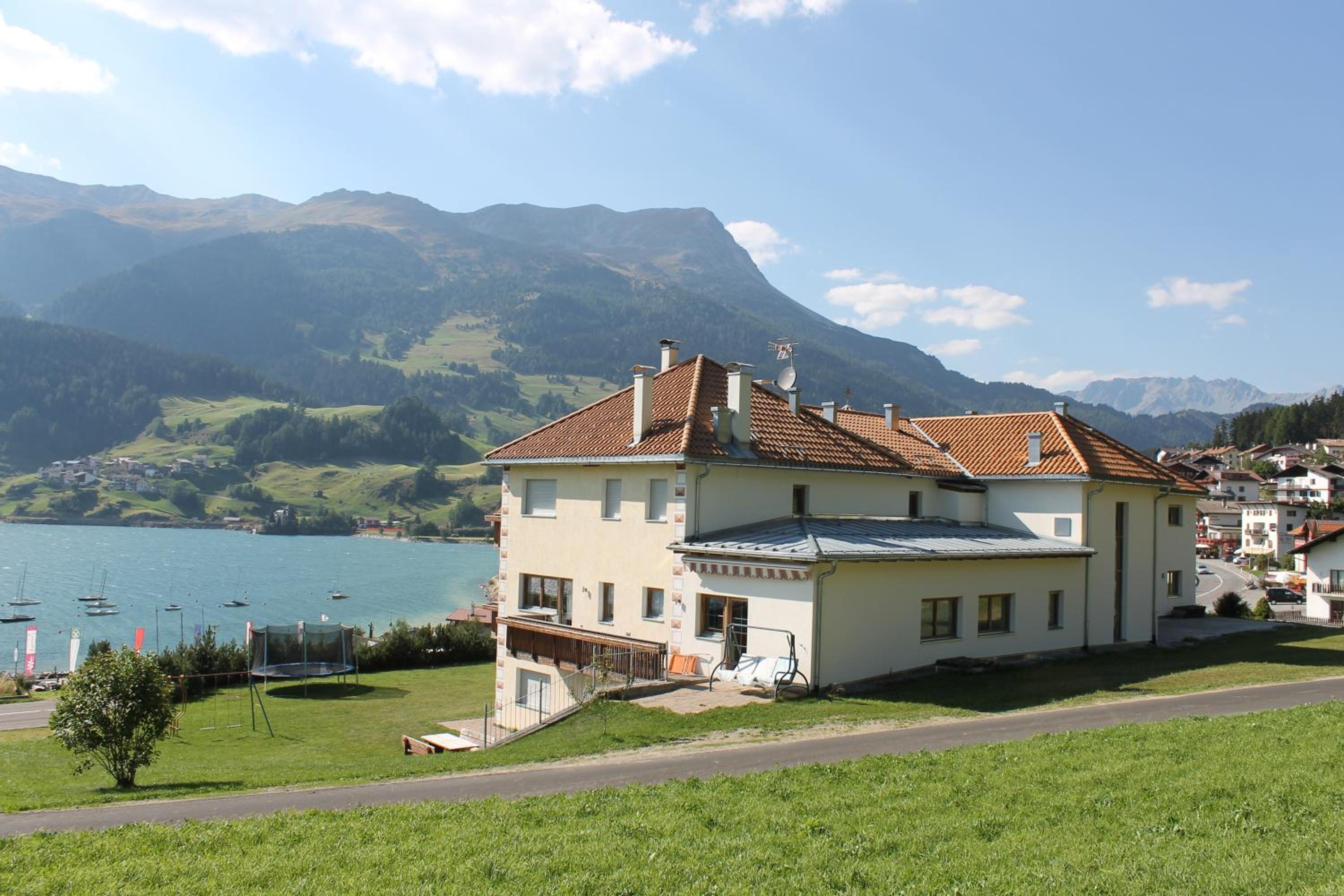 Residence Garni Alpenstern view 3