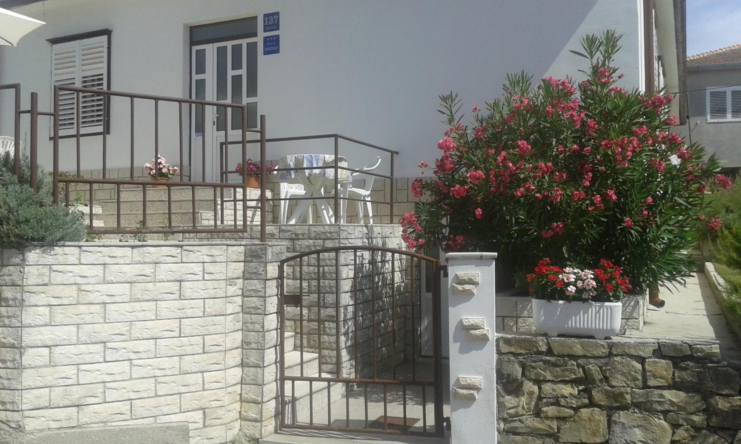Apartment Banjol 137 view 2