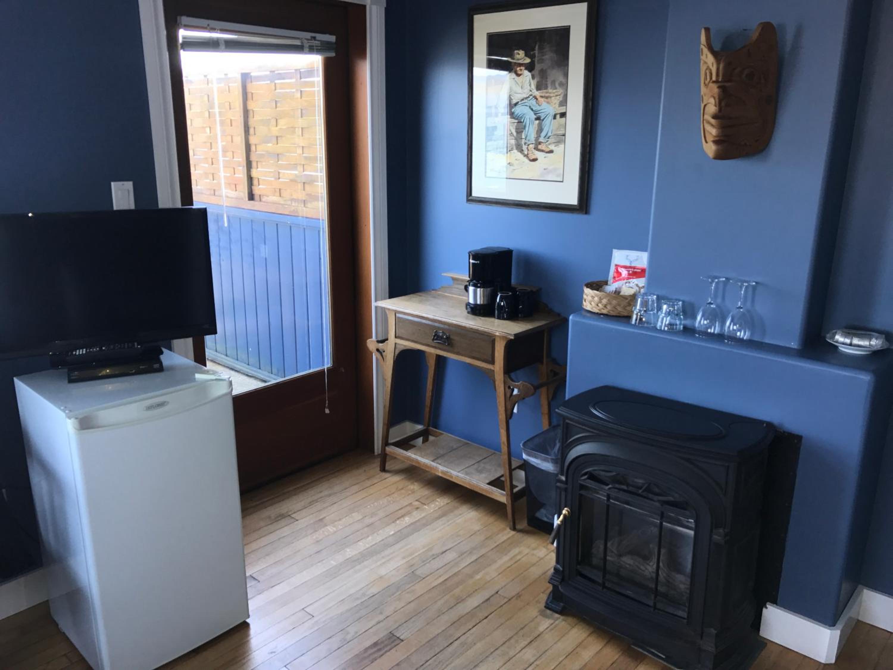 Tofino Vacations - The Inn at Tough City - Property Image 37