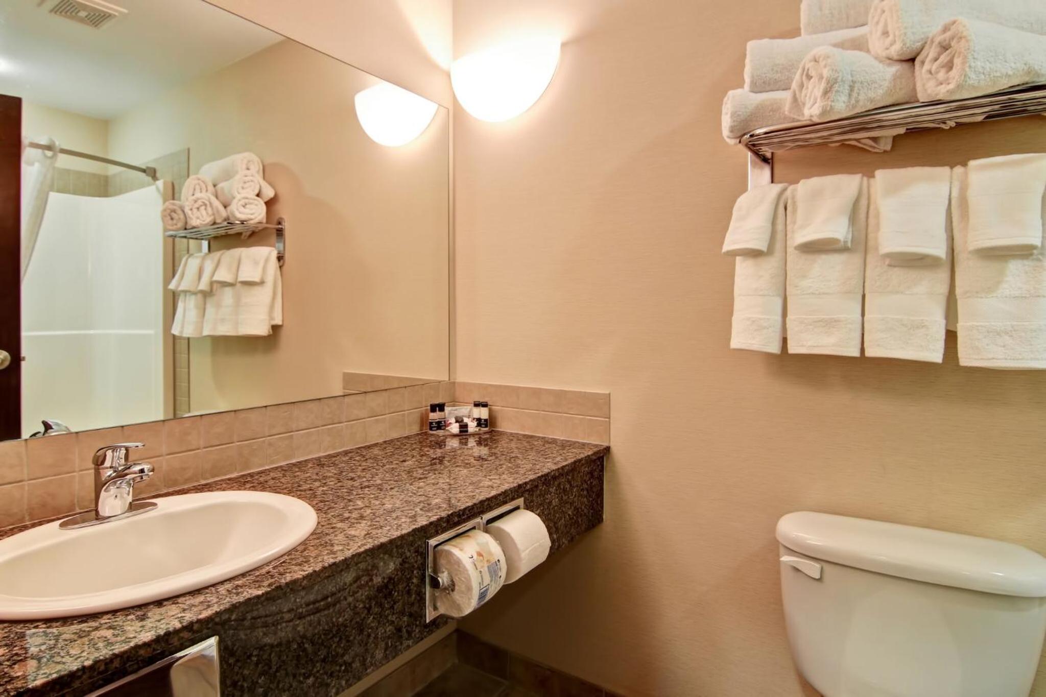Canalta Hotel Camrose