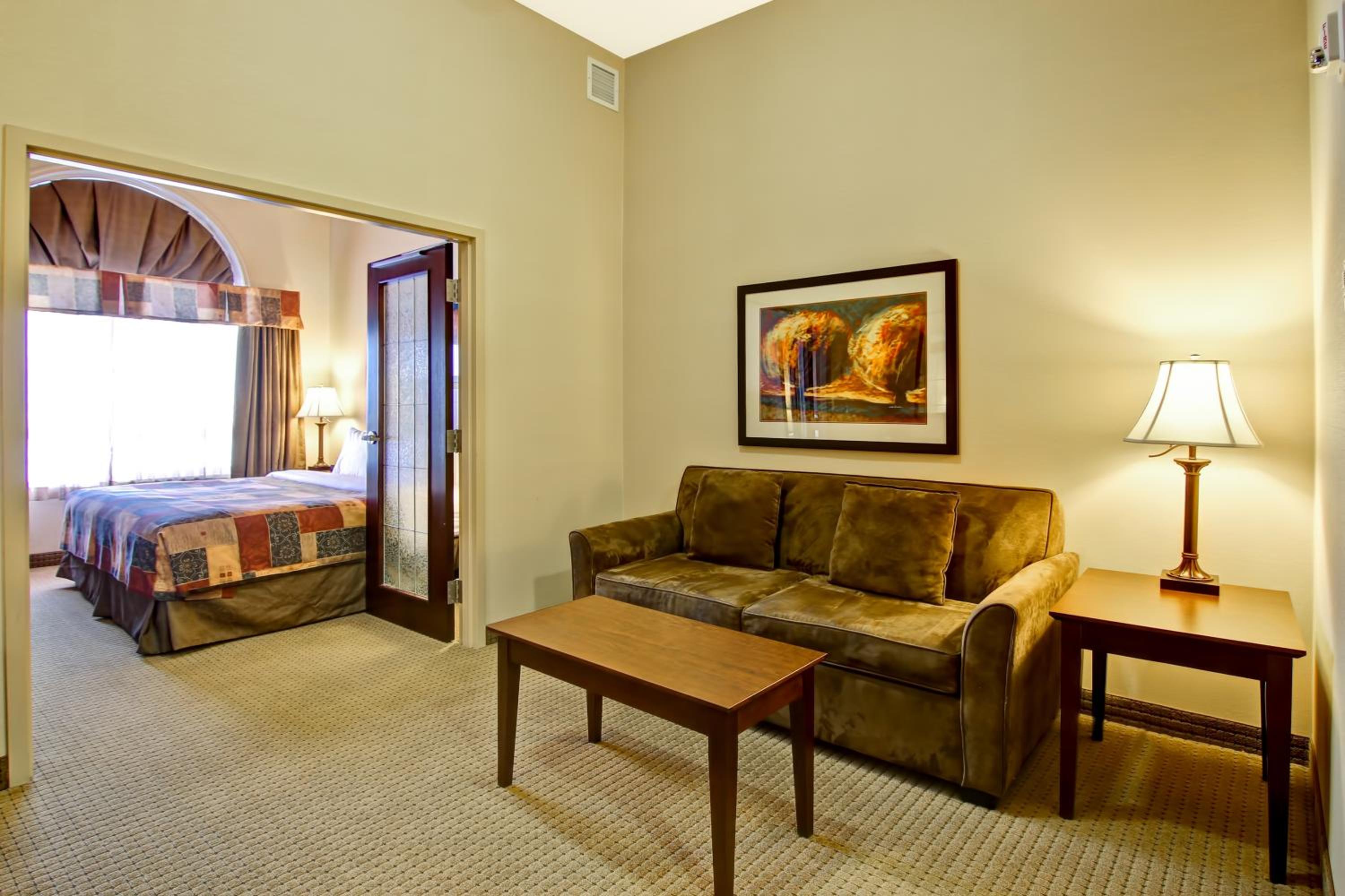 Canalta Hotel Camrose