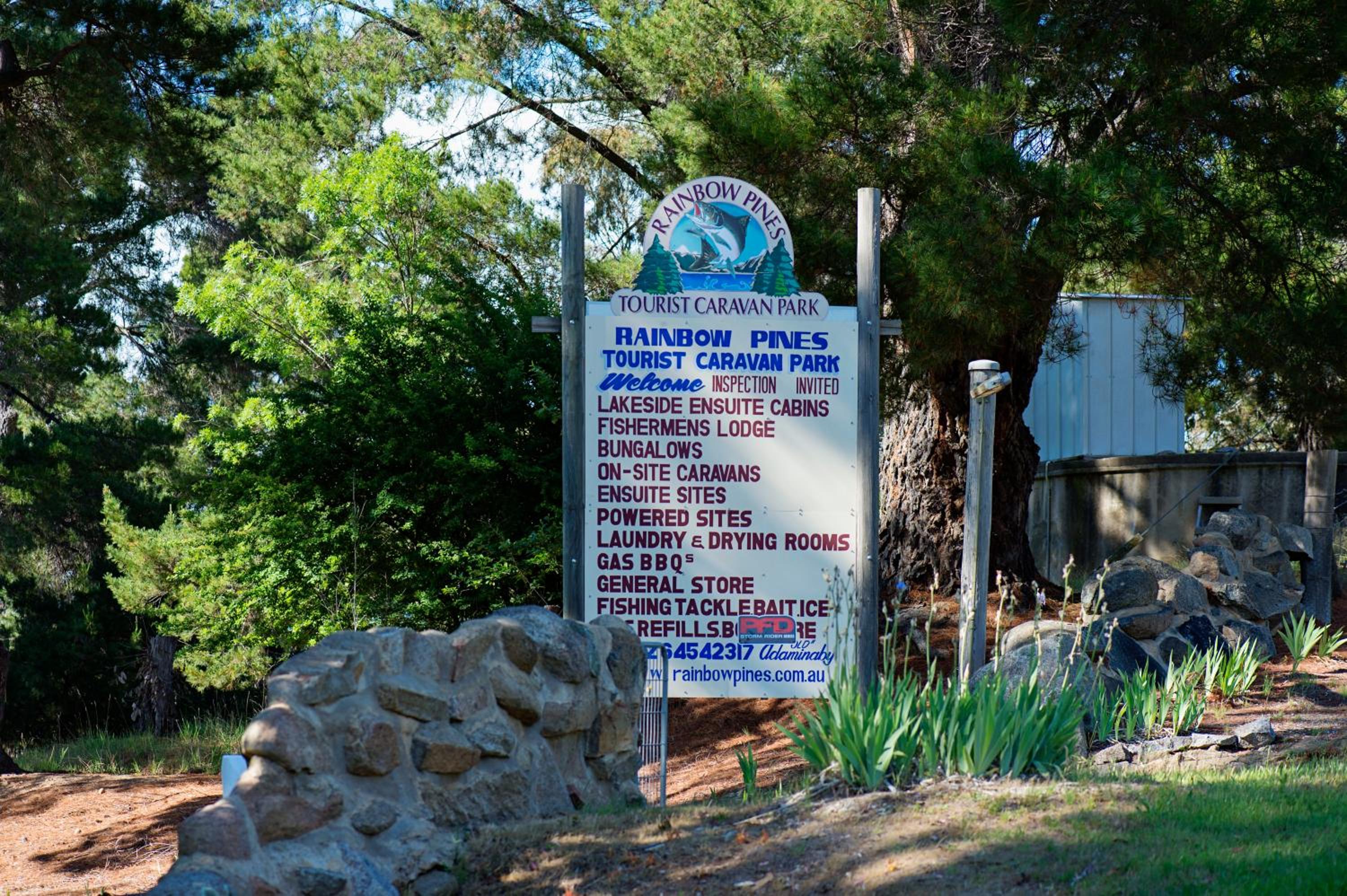 Rainbow Pines Tourist Caravan Park