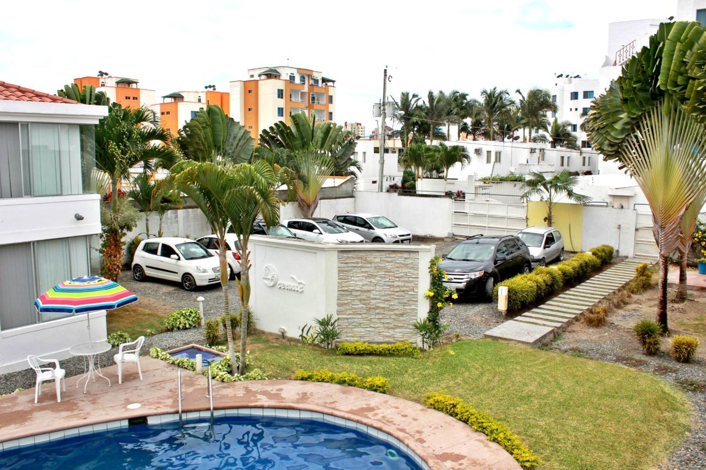 Oceanic Lodge