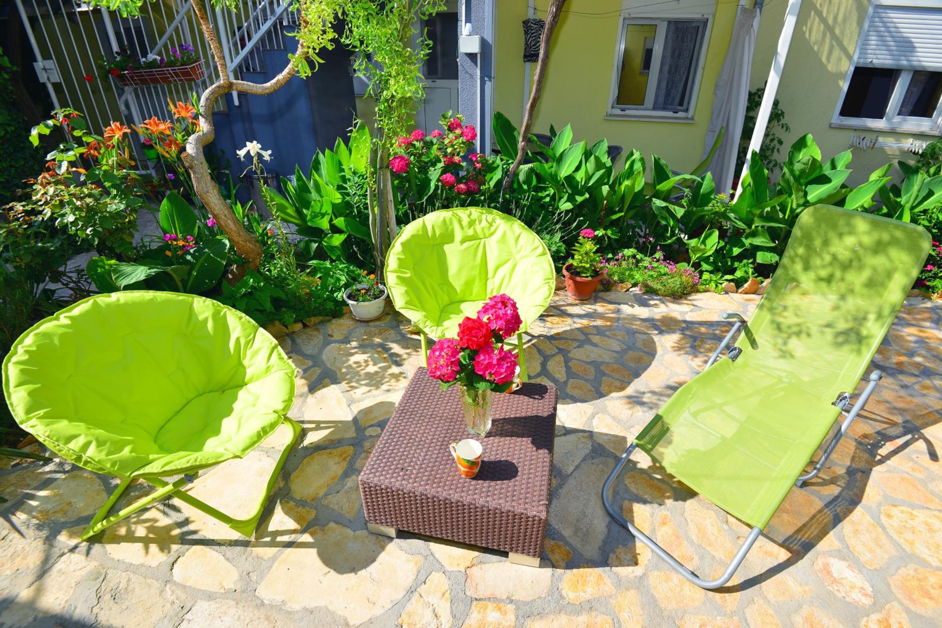Apartments Veky 3 view 3