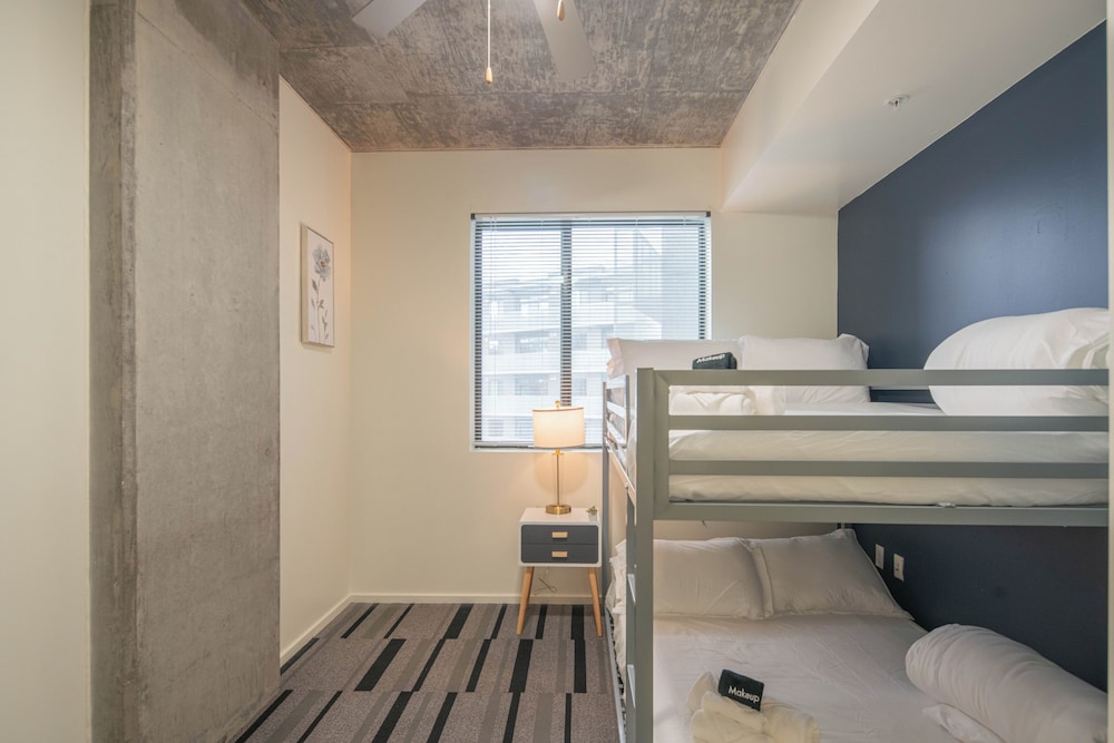 ROVE LIVING/KL - Roosevelt Point