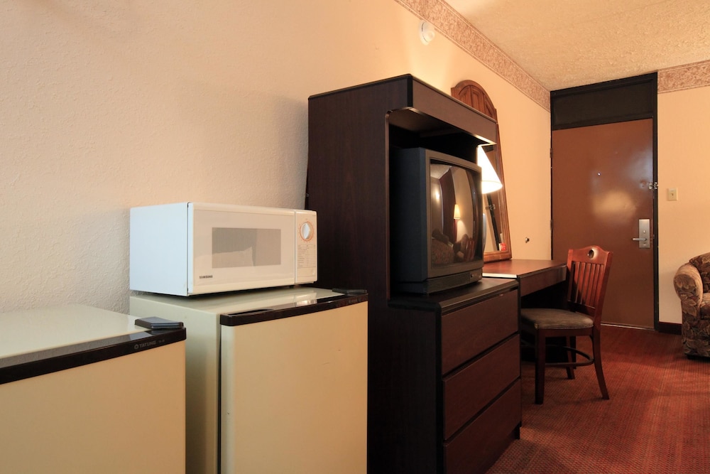 Americas Best Value Inn North Capital, Foto 7