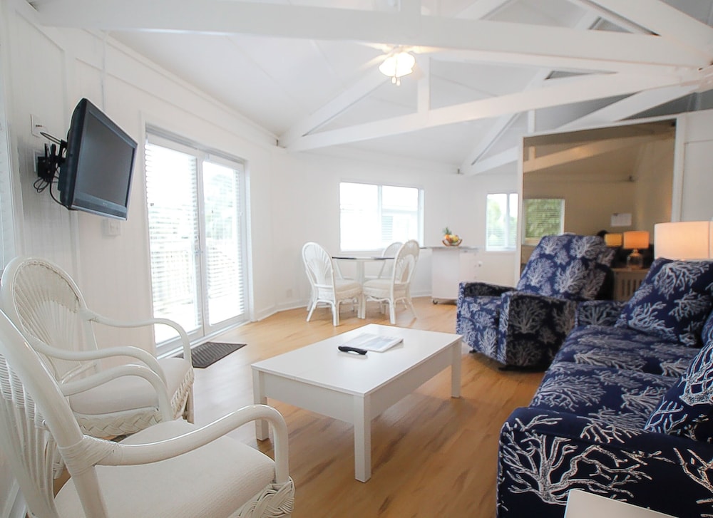 Topsider Resort