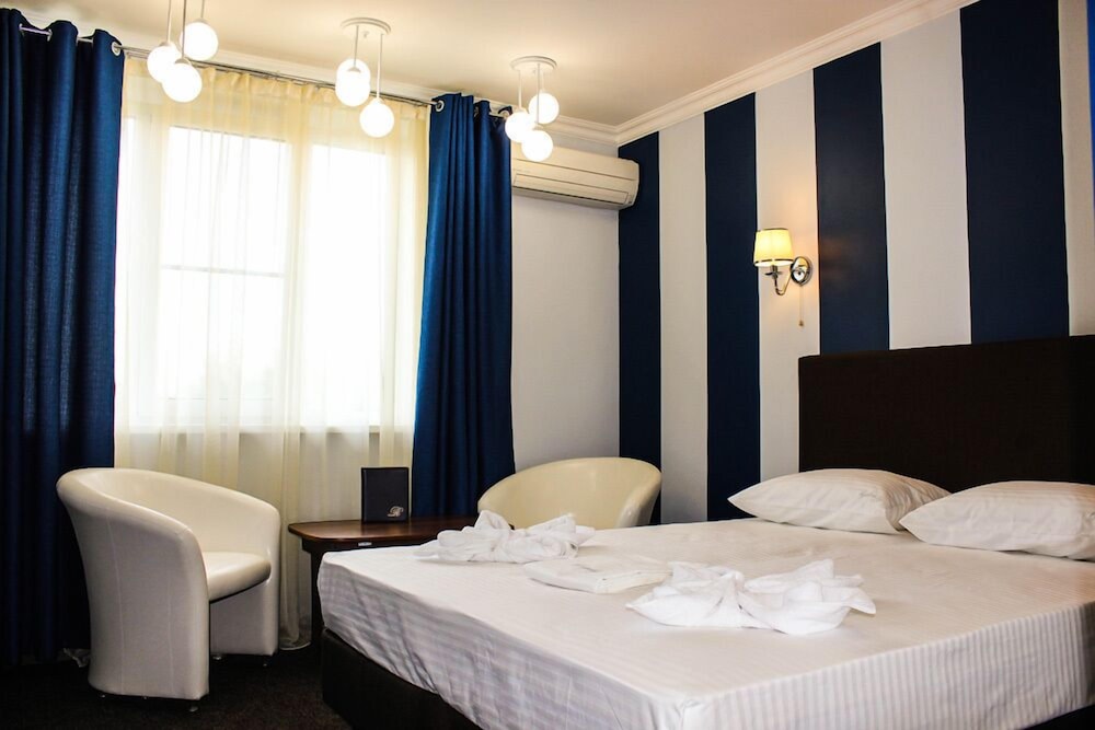 Hotel in Maryino