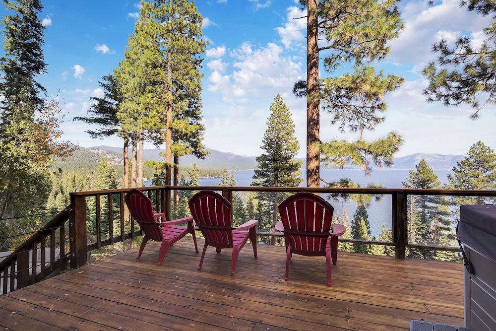 Tahoe Mountain Retreat Sleeps 12!