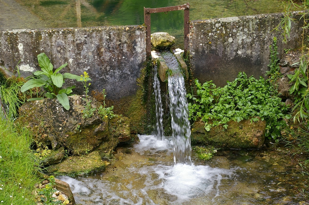 La Source de Bury
