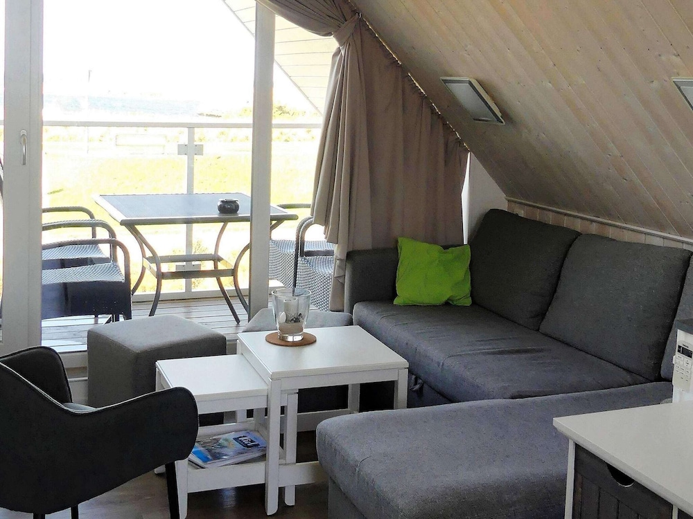 Rovelli 41 by Rent all Como