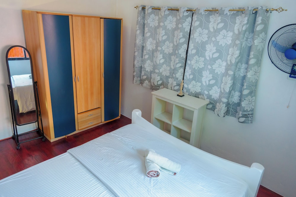 Silang Beach Resort and Diving