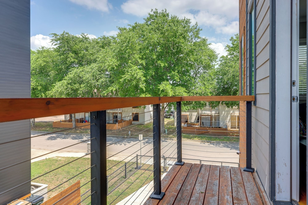 2 Mi to Dtwn San Marcos: Spacious Home w/ Yard!