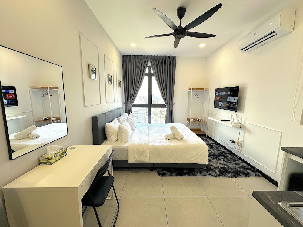 Neu Suites By Serenity Vacation Homes