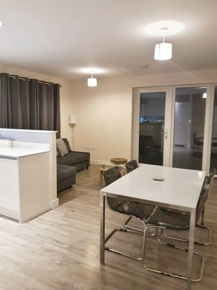 Pier Apartment 3 view 4