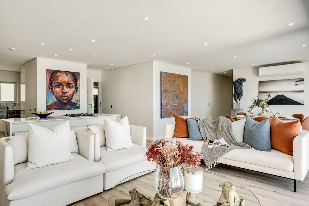 Clifton 2bed Penthouse Sea Views Dunmore Horizons