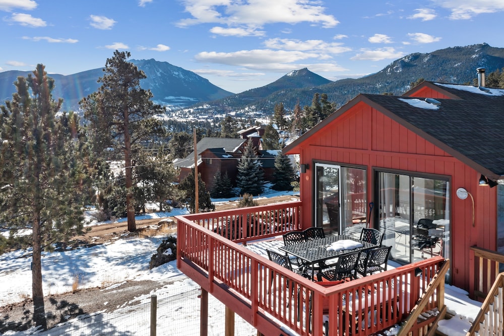 Twin Sisters Views Vacation Rental By Estes Park Homes 3 Bedroom Home by RedAwning view 2