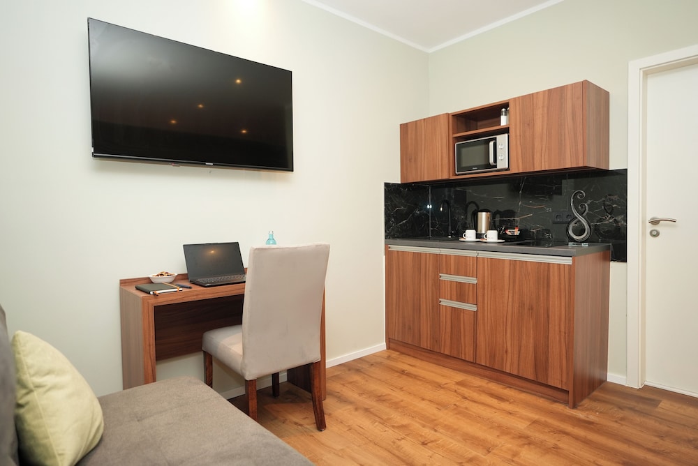 Frankfurt Vacations - Hotel Attache - Property Image 155