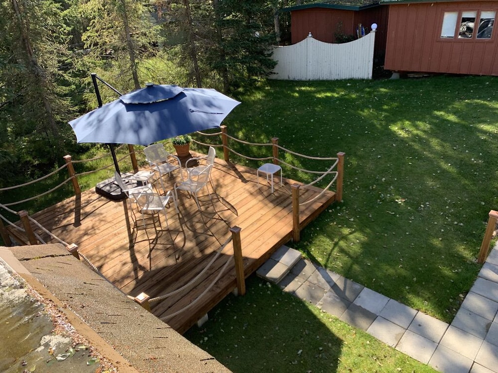 Deal's Bed & Breakfast Inn