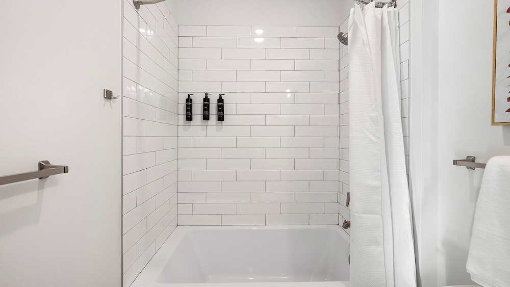 Landing Apartments Birmingham - Sand Ridge