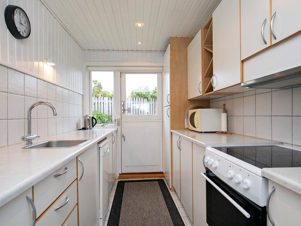 7 Person Holiday Home in Martofte view 3