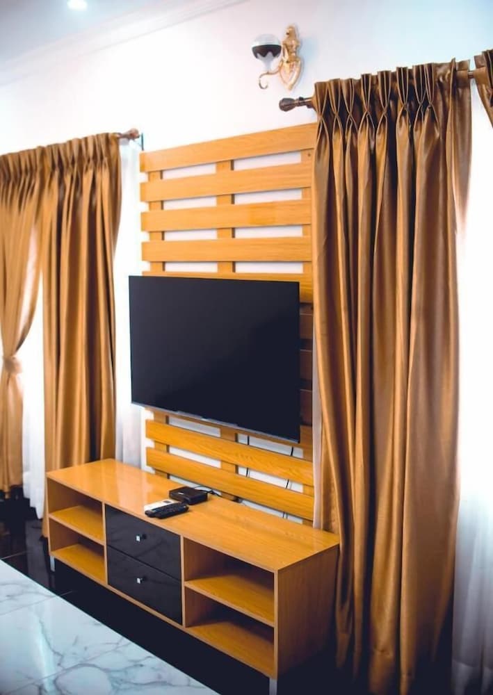 Mconyx Apartment view 4