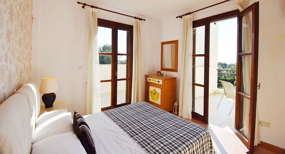 3 bedroom Villa Tala 67 with private pool and golf course views, Great for families, near Aphrodite Hills Resort village view 5