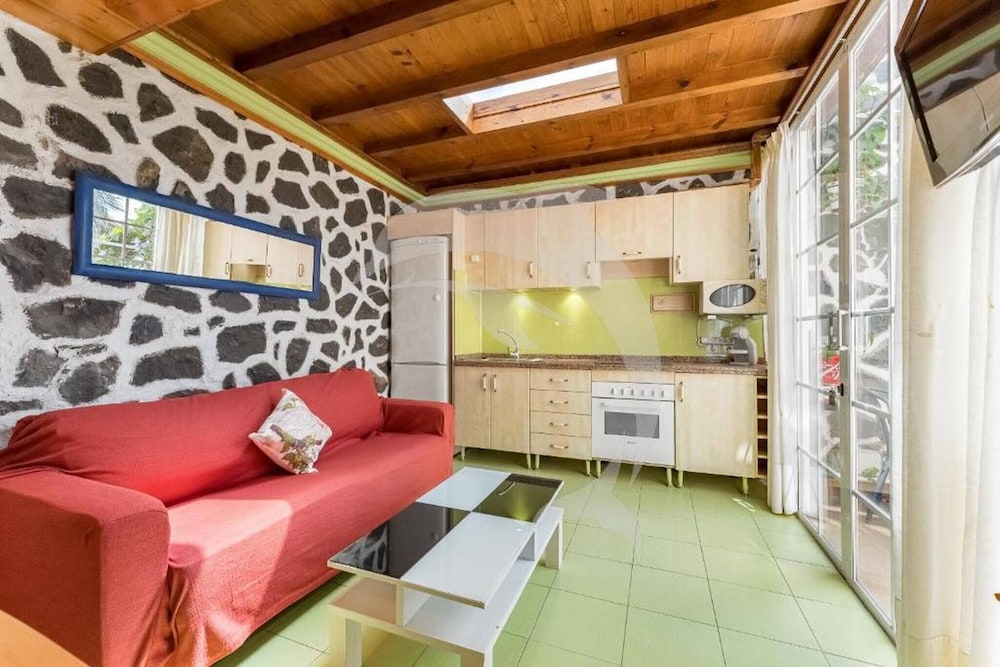 Relax in El Médano's Hidden Gem 1-bedroom Apartment