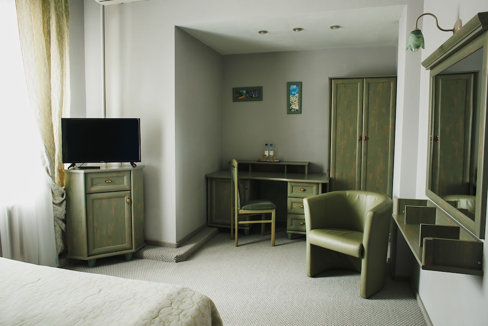 Hotel Shale