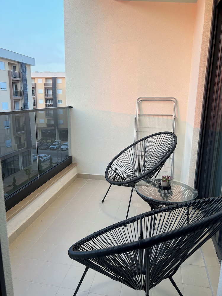 Montenegro luxury suites - New city