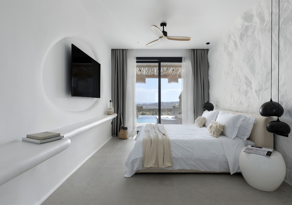 WhiteArt Suites