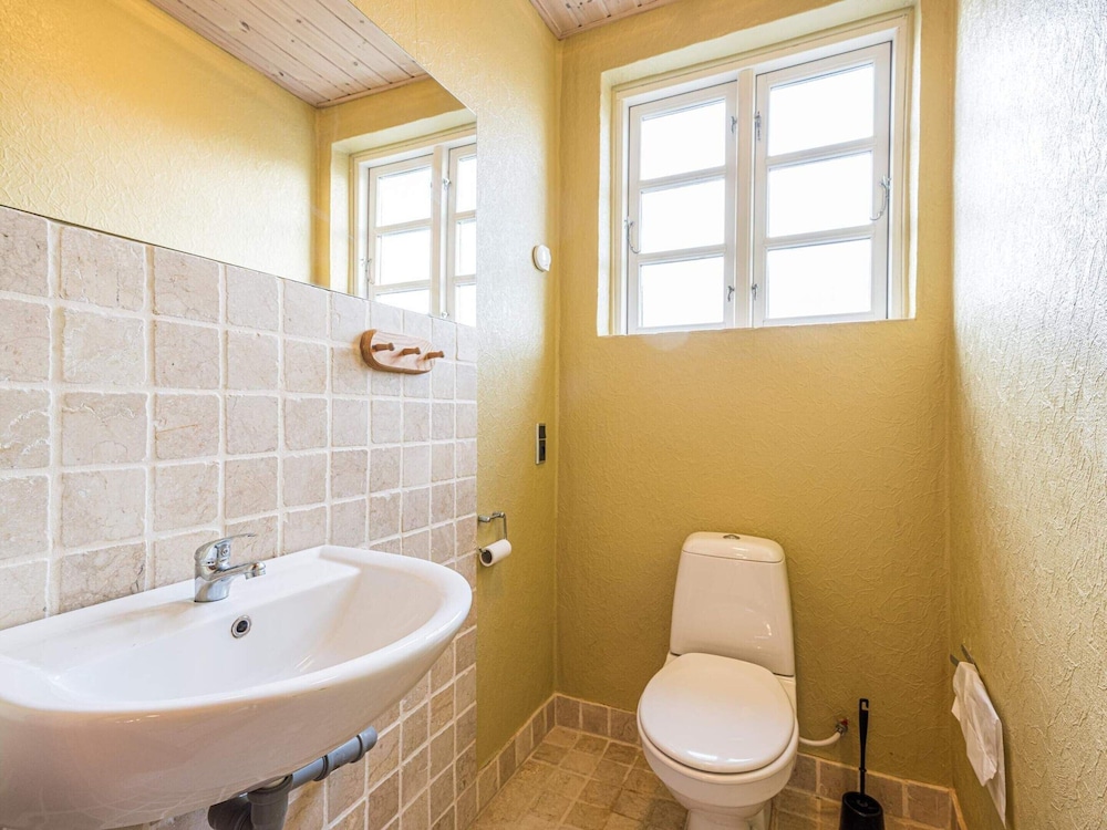 20 Person Holiday Home in Norre Nebel view 3