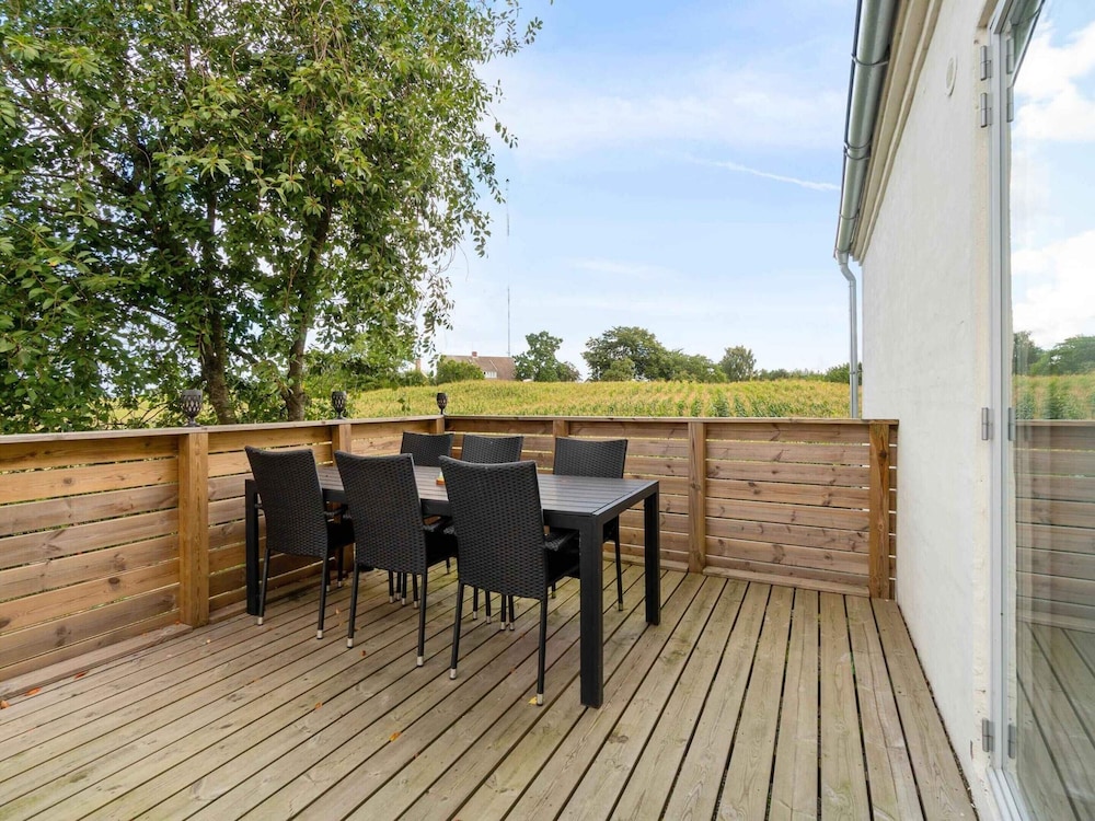 5 Star Holiday Home in Ronne