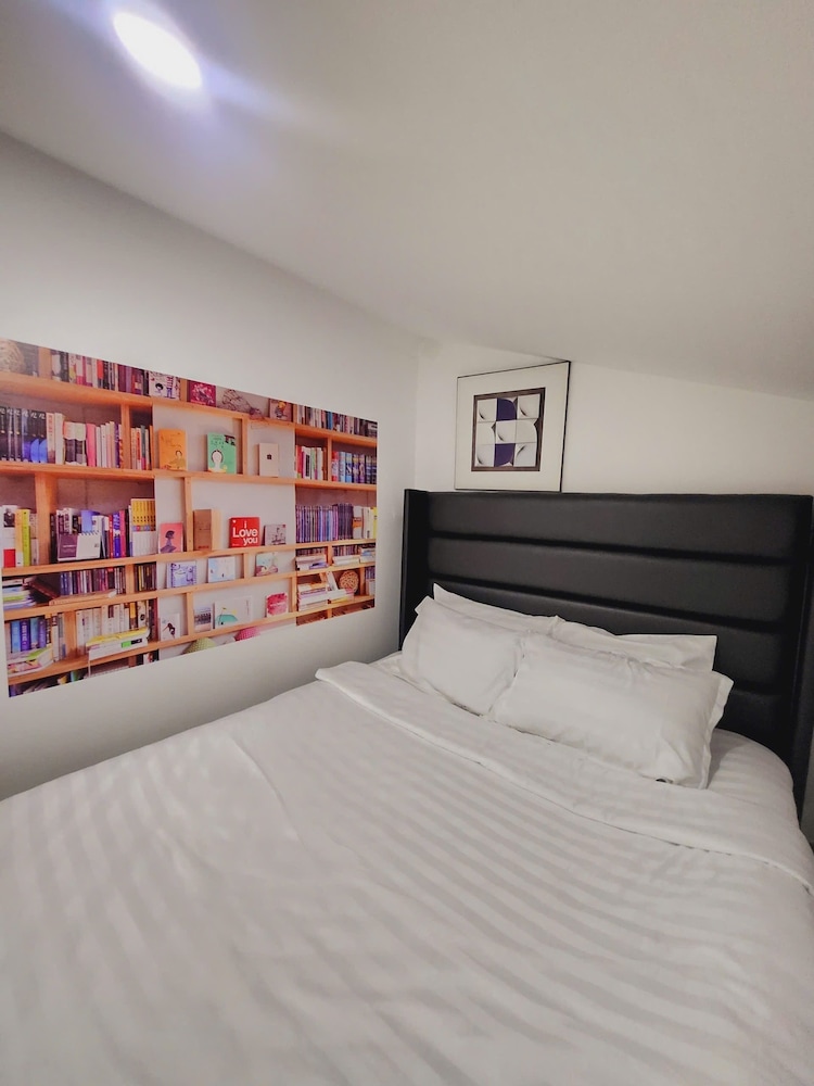 Diamond Suite Apartment
