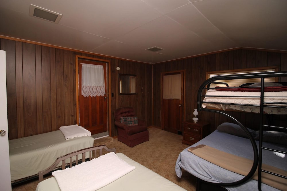 3 Bdrm Country Cottage - Main House - Rosewood Cottages