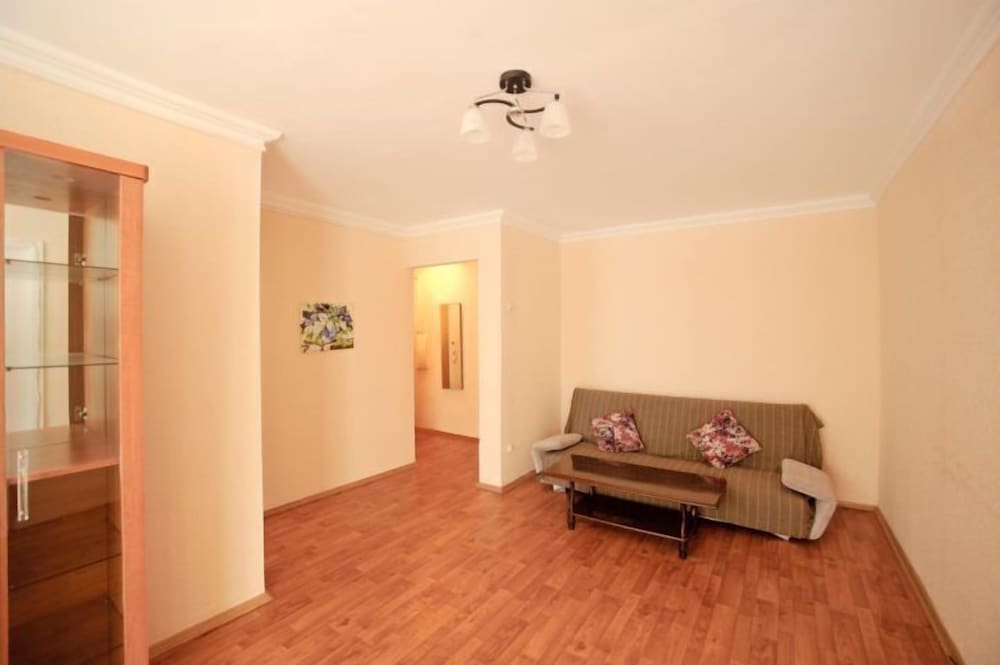 Apartment on Nerchinskaya St. 2 view 4