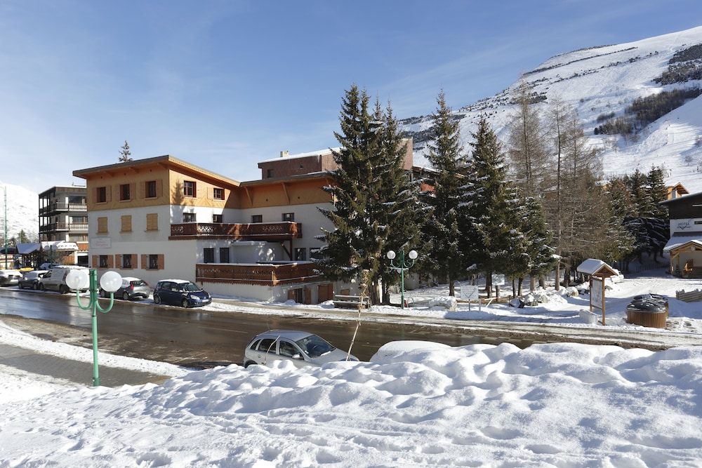 Photo 47