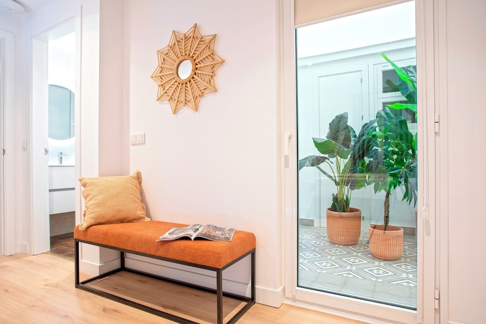Spectacular 3BD Apartment in Santa Cruz Neighborhood Aire I