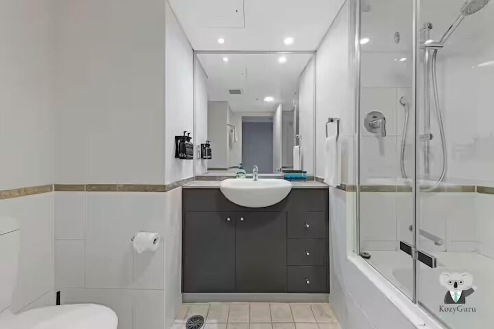 Kozyguru | Haymarket | 2 Bedroom Studio Apartments On George St