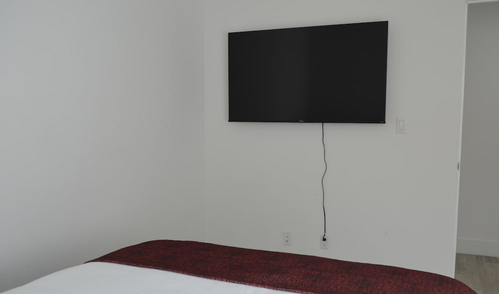 Dimond Abode Vacation Rental