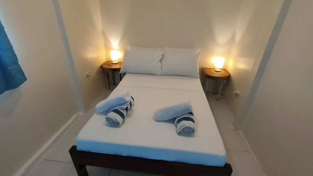 Isla Hayahay Beach Resort and Restaurant