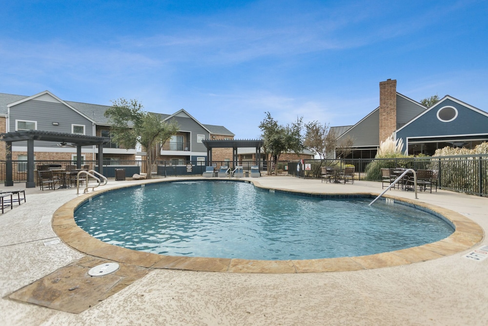 Hotel The Modern Midland Flats - Image 1