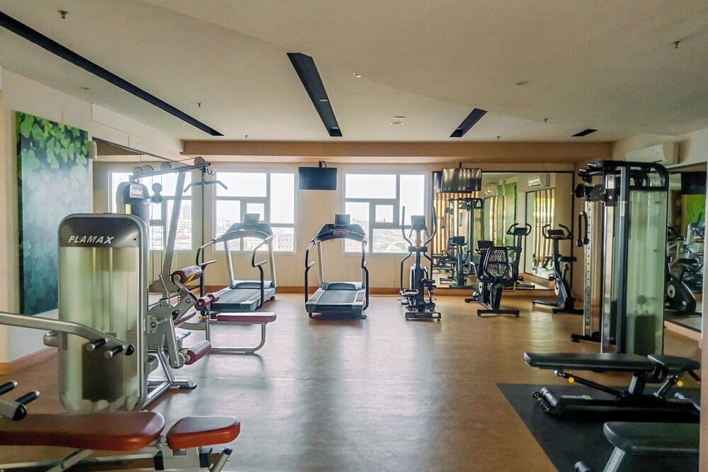 Homey 2Br Apartment At Lucky Tower Residence