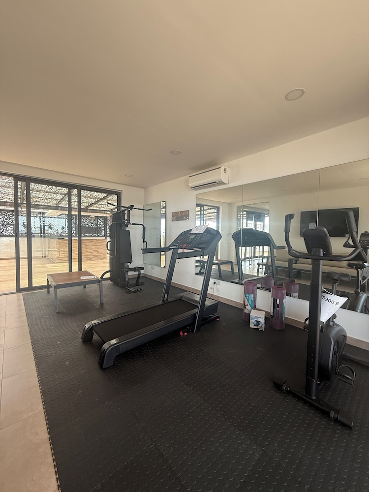 Kinville Suites - Cantonment Living
