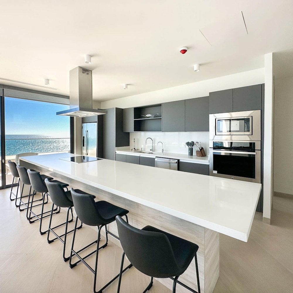 Brand New 6 Bedroom Penthouse