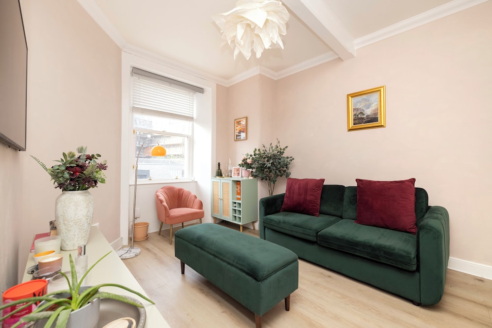 Elegant Apartment in the heart of Edinburgh