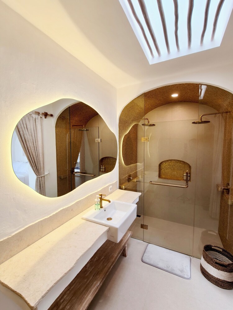 Villa KYRA ULuwatu